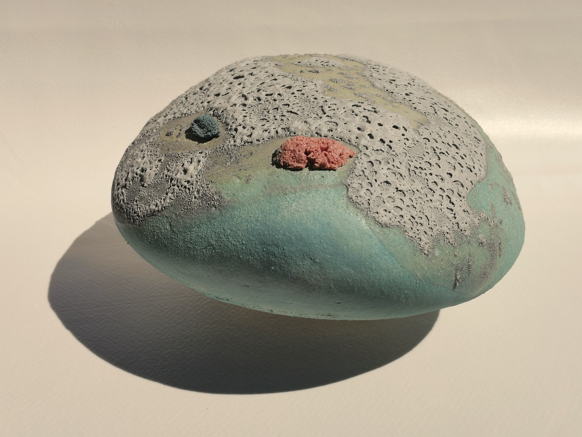 Protoesfera en tons verds i minerals